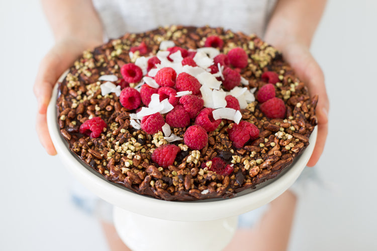 Raw Chocolate Crackle Cake