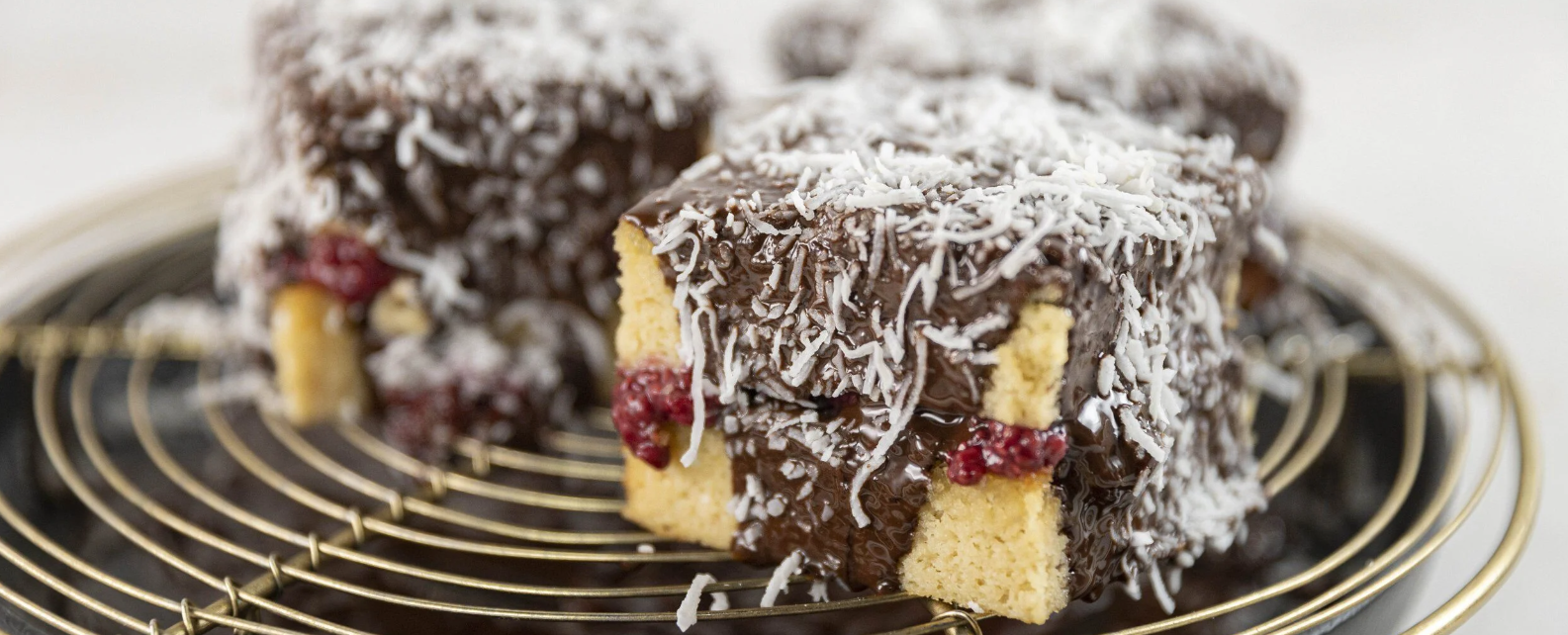 Luke Hines - Low Carb Lamingtons