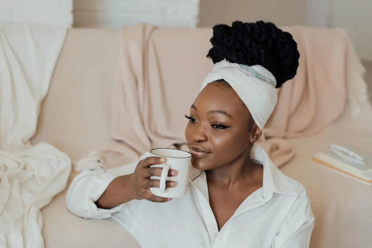 woman drinking coffee