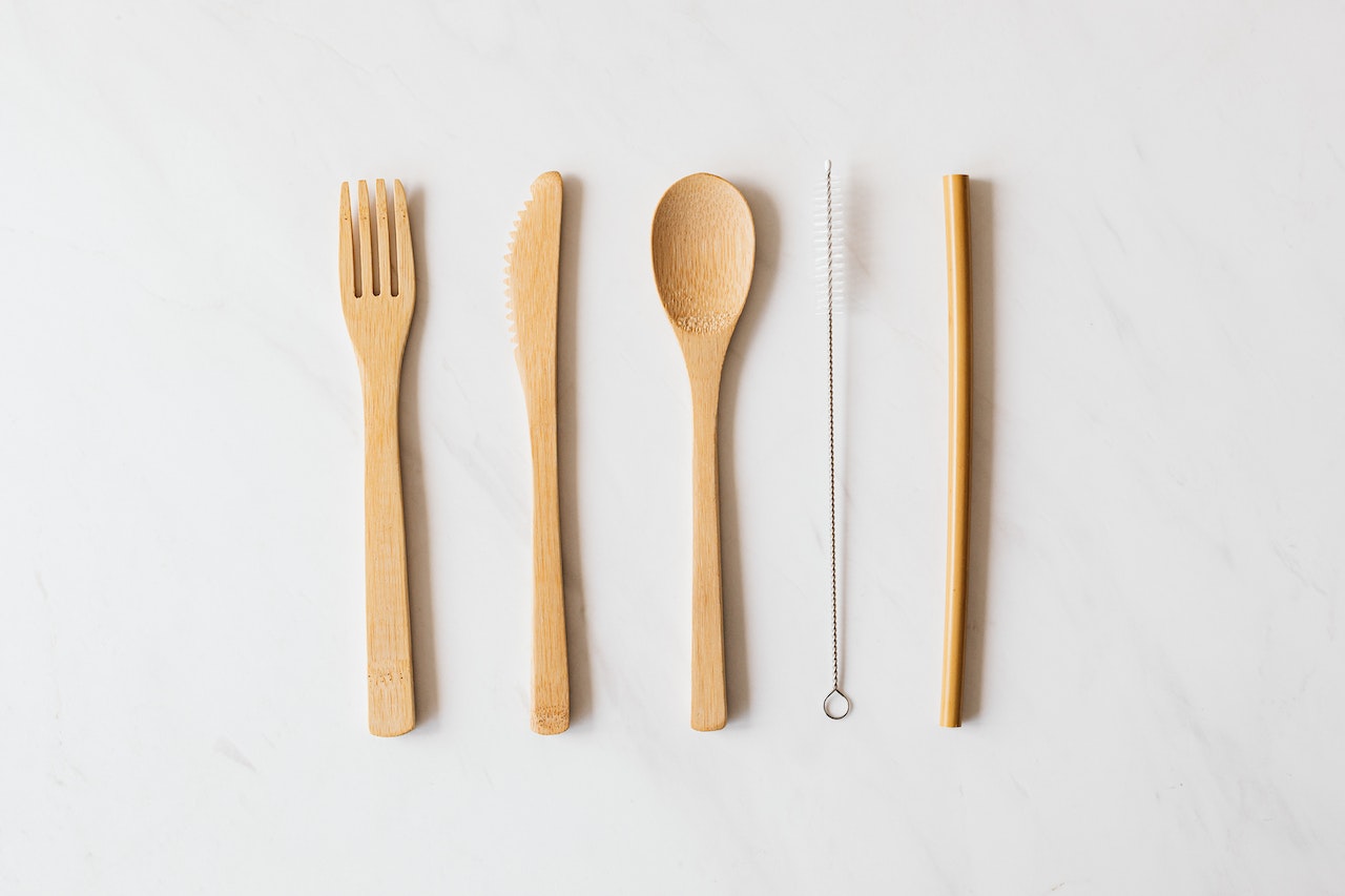 wooden cutlery