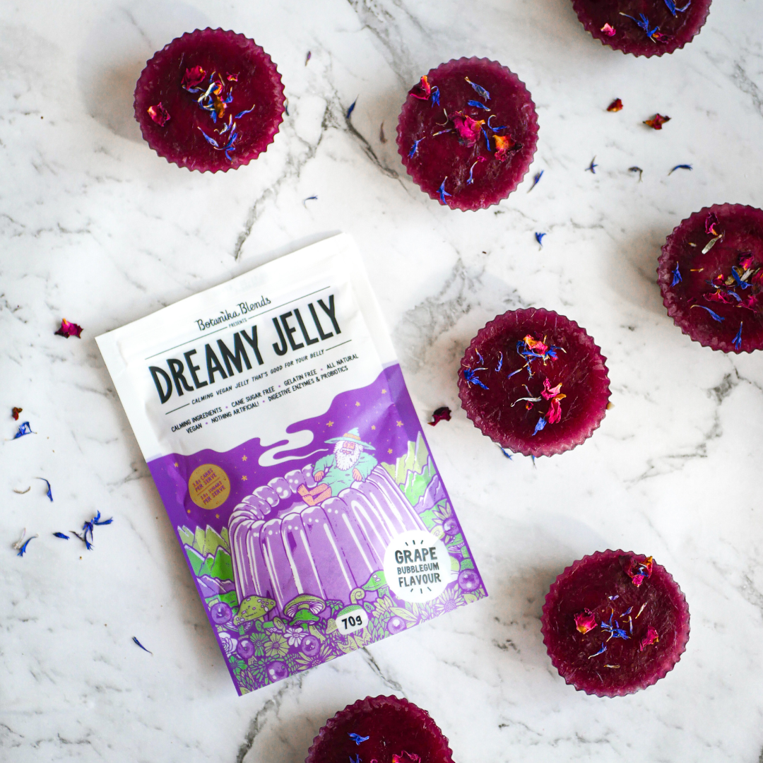 Botanika Blends Dreamy Jelly Grape Bubblegum 70g — pouch and prepared jelly lifestyle image