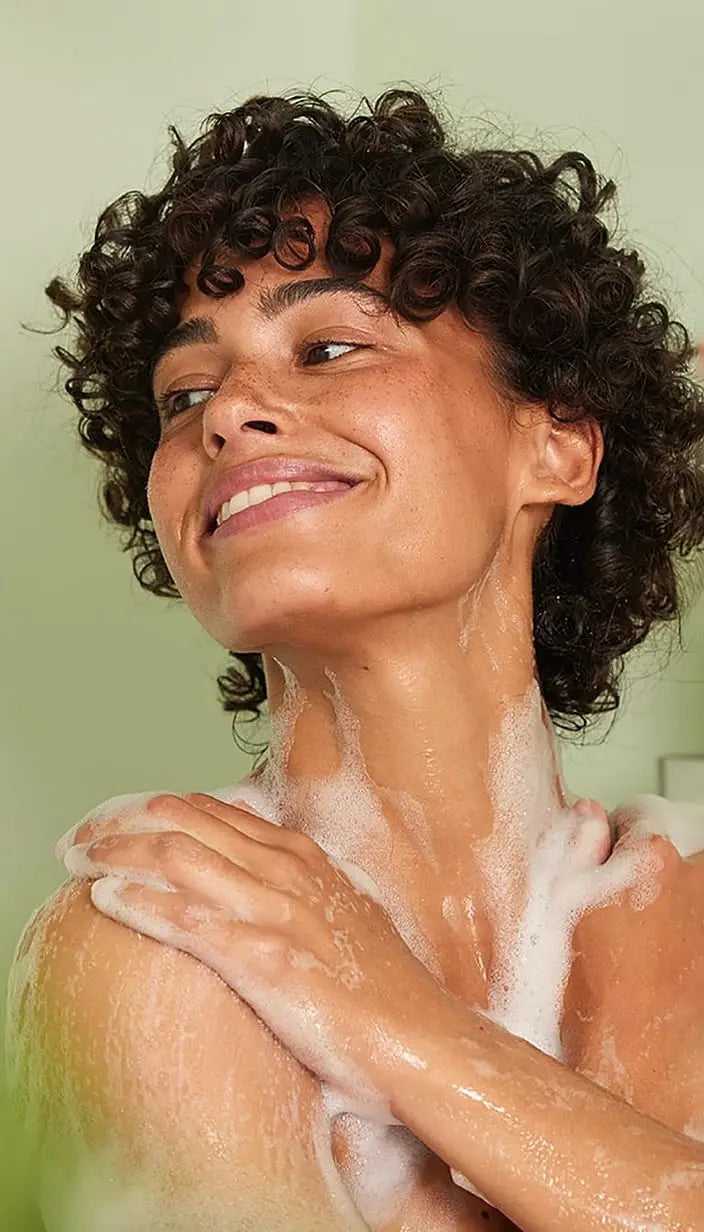 Weleda Refresh Shower Cream Citrus 200ml lifestyle