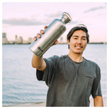 Cheeki Thirsty Max 1.6L lifestyle image