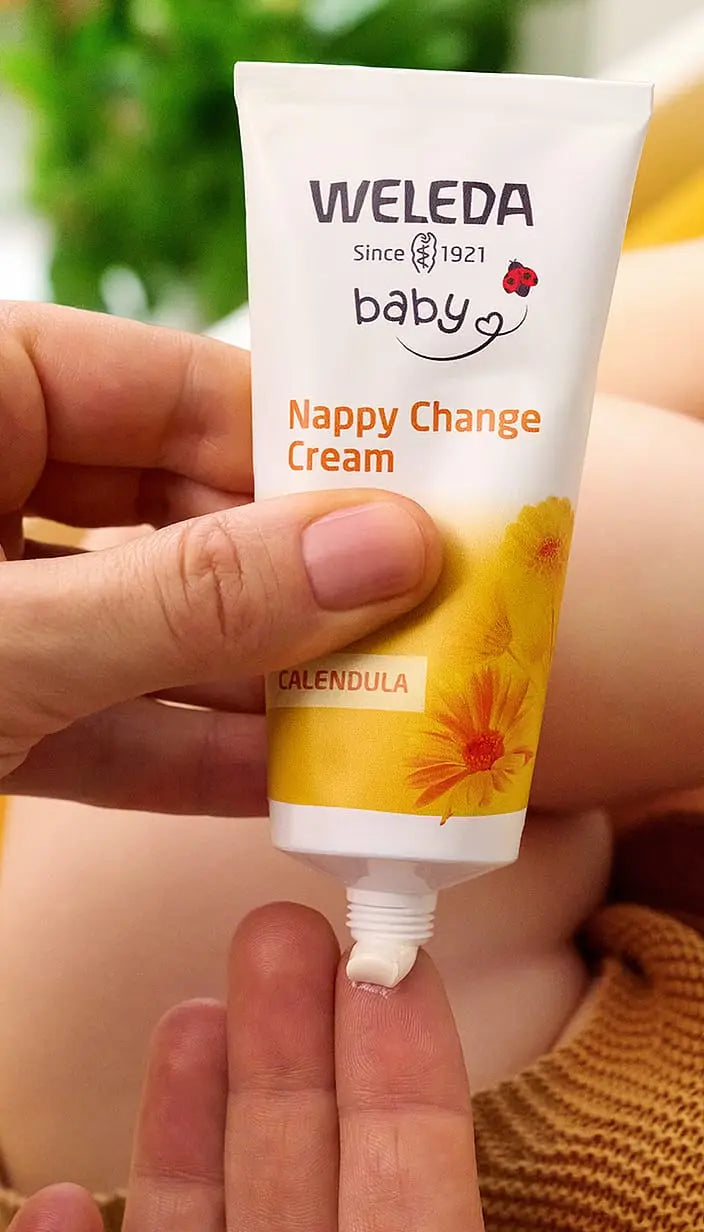 Weleda Calendula Nappy Change Cream Baby 30ml lifestyle