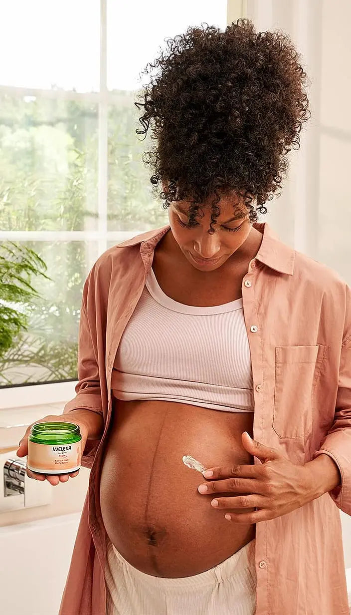 Weleda Stretch Mark Body Butter Mum 150ml lifestyle