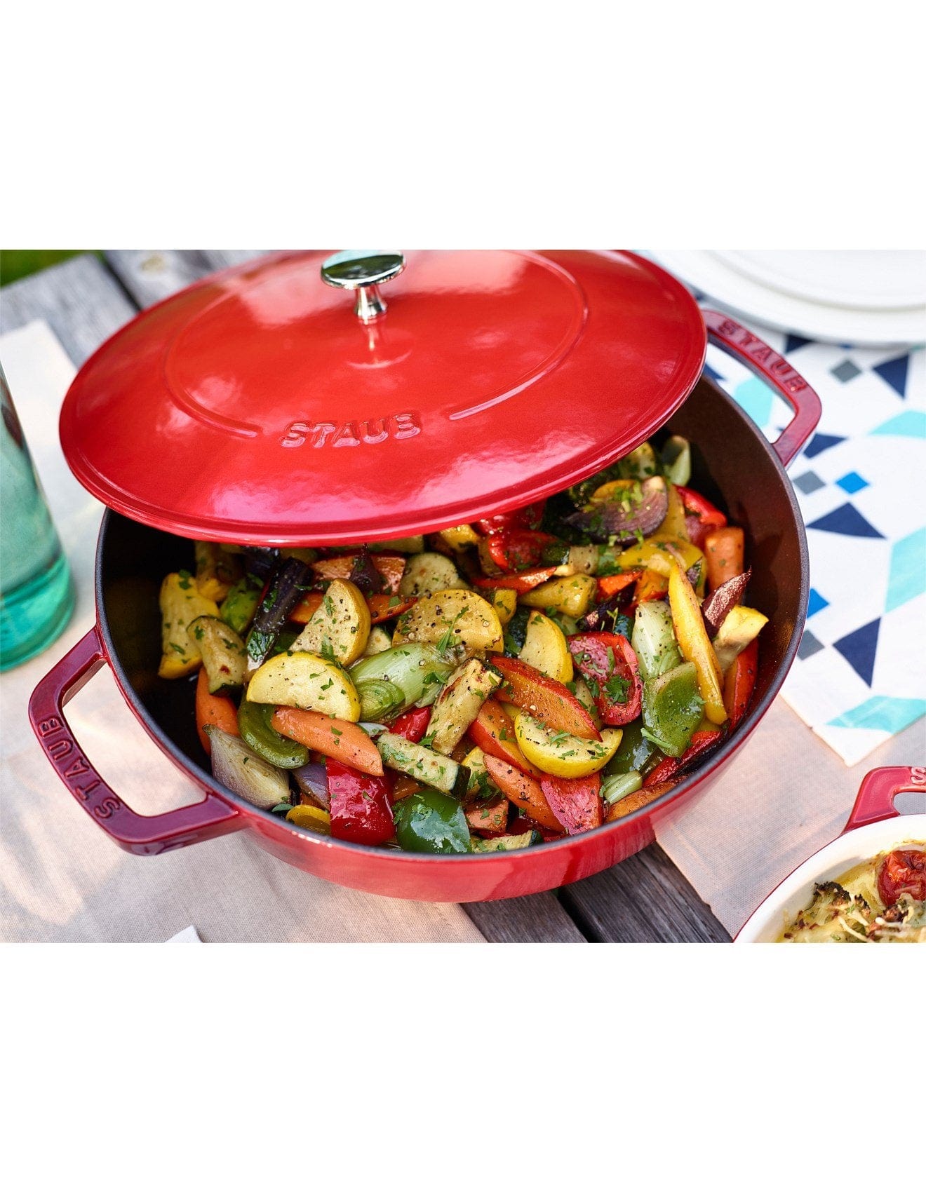 Staub Saute Pan Staub Saute Pan Chistera Round 26cm Cherry Red